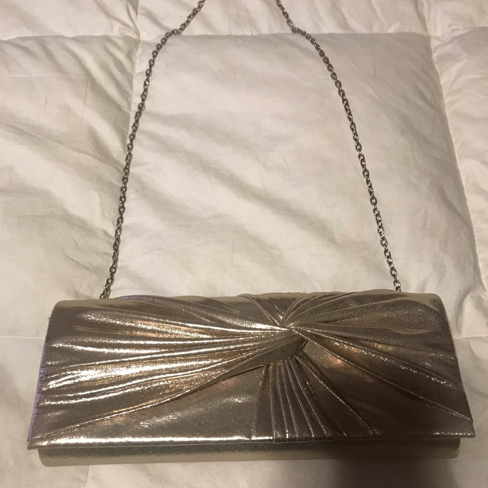 Clutch purse